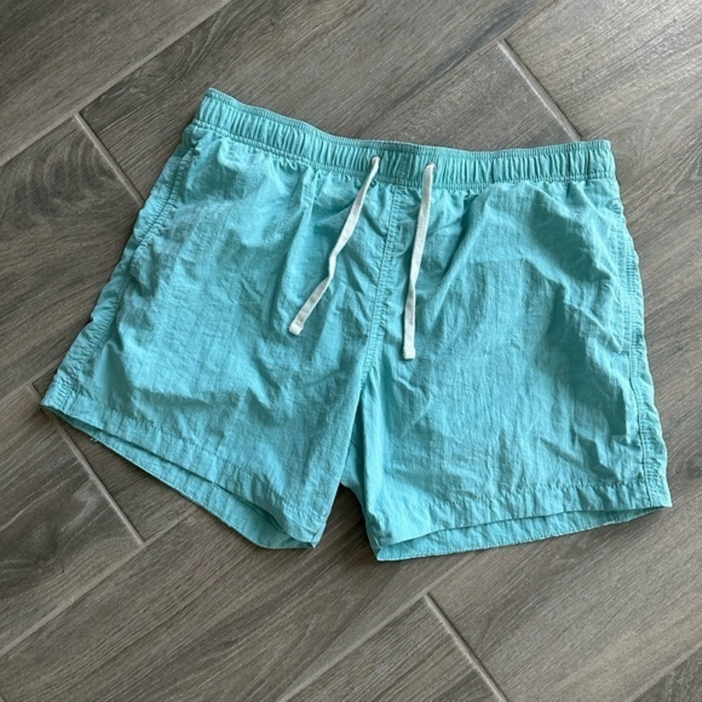 Turquoise teal men’s shorts
